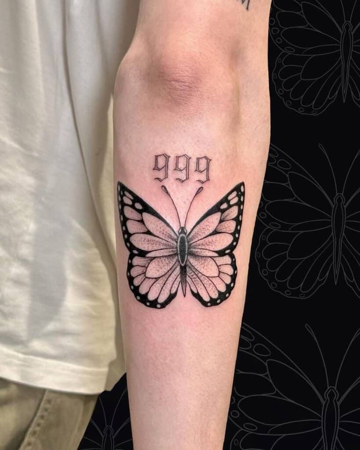 15. Simple butterfly design