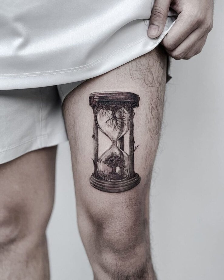 11. Monochrome woodland hourglass