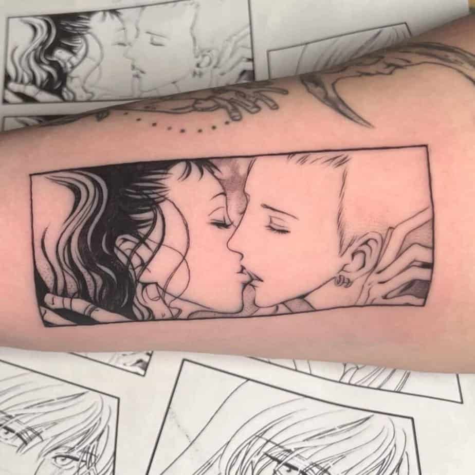 Comic-inspired kiss tattoo