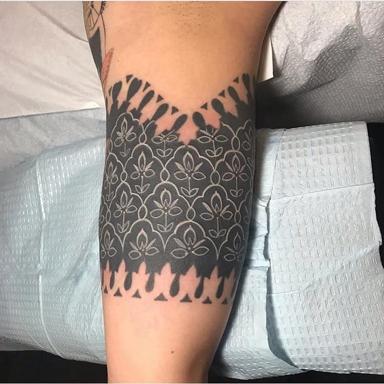 19. The same motif on repeat