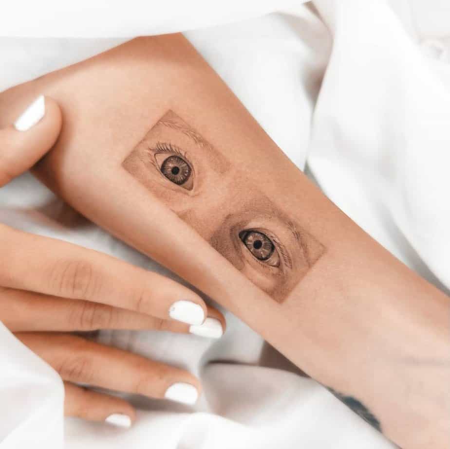 Baby eyes micro-realistic tattoo