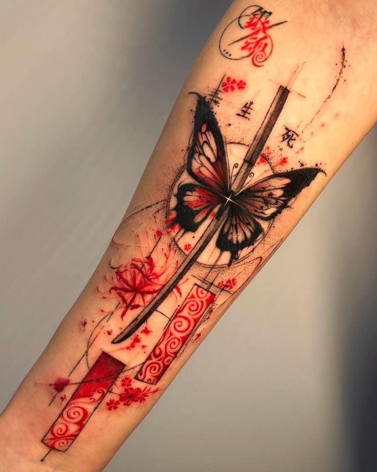 Butterfly machete and red spider lilies