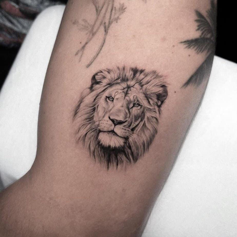 40 Lion Tattoo Ideas To Remind Yourself How Strong You Are