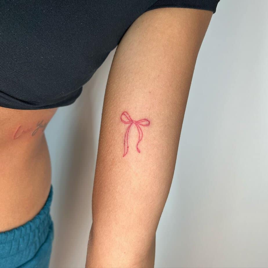 Single-needle bow tattoo
